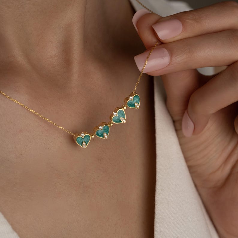 The Lucky Hearts Magnetic Necklace