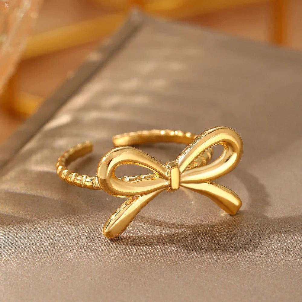The Bow Tie Ring