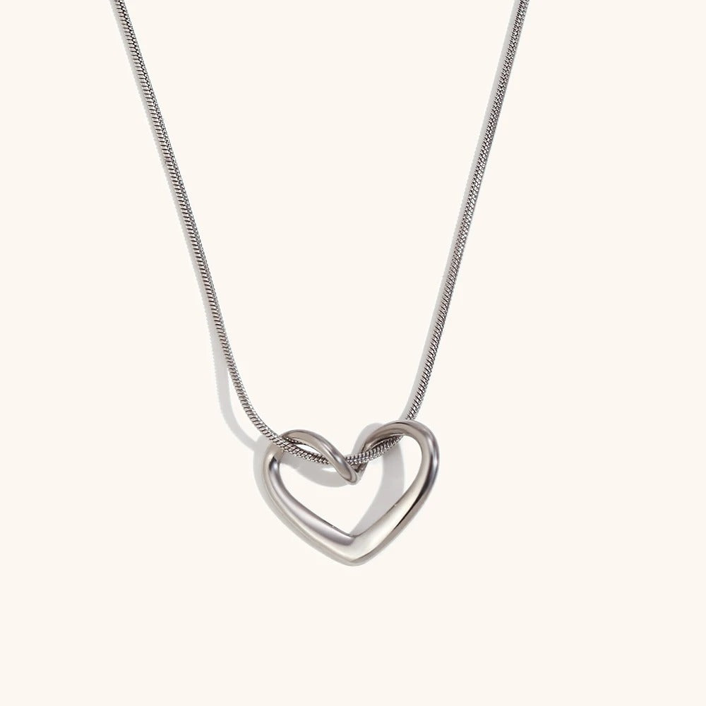 The Twisted Heart Necklace